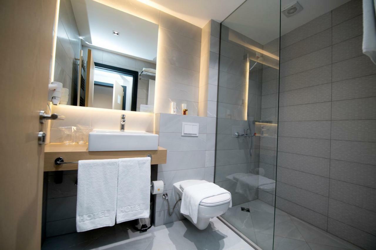 City Inn Prishtinë Luaran gambar